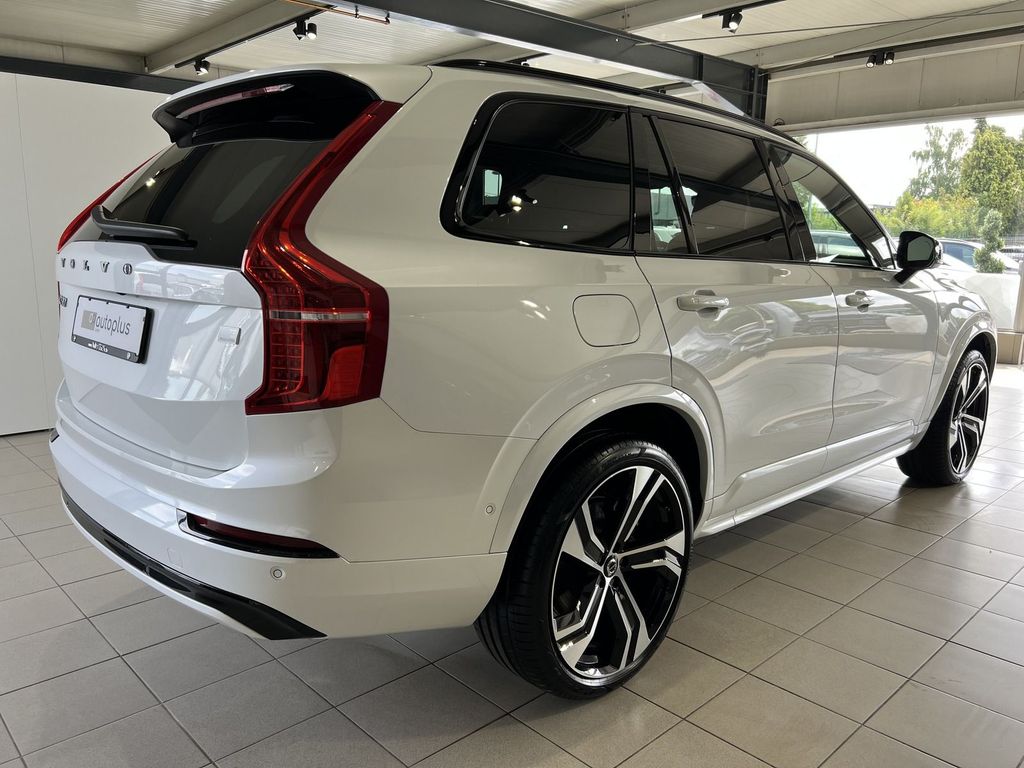 Volvo XC90 T8 Ultimate Dark Recharge AWD UPE101K B&W