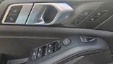 BMW X5 xDrive40i - - blaue BMW X5