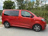 Toyota Proace (Verso) 2,0-l-D-4D 130kW comp. Family - rote Toyota Proace (Verso)
