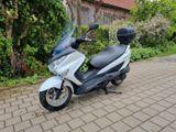 Suzuki Burgman 125, 9 kw, EZ:2016 inkl. Helmkoffer - Angebote entsprechen deinen Suchkriterien