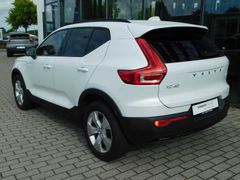 Fahrzeugabbildung Volvo XC40 B3 B DKG Plus Dark 'ACC, PILOT ASSIST'