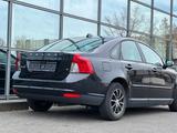Volvo S40 Lim. 1.6 Kinetic Klima - Volvo S40 Kinetic mit Benzin-Antrieb
