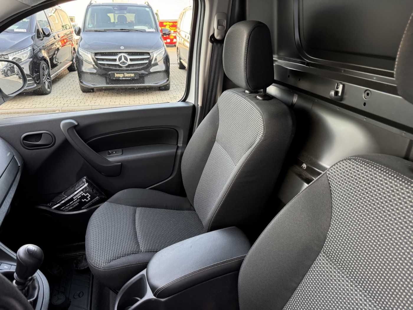 Fahrzeugabbildung Mercedes-Benz Citan 108 CDI Hecktüren