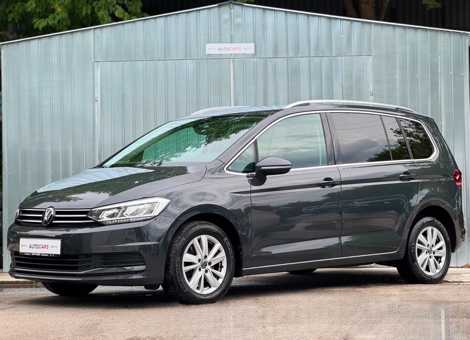 Volkswagen Touran Comfortline/ACC/KAM/AHK/7-SITZ/MASSAGE