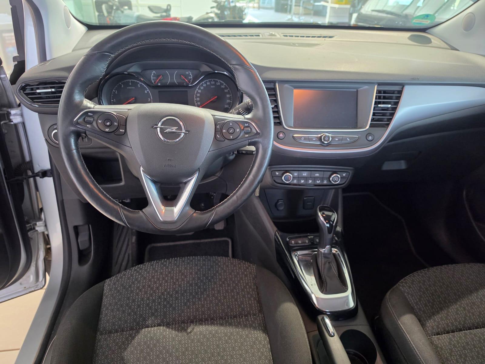 Opel Crossland (X)