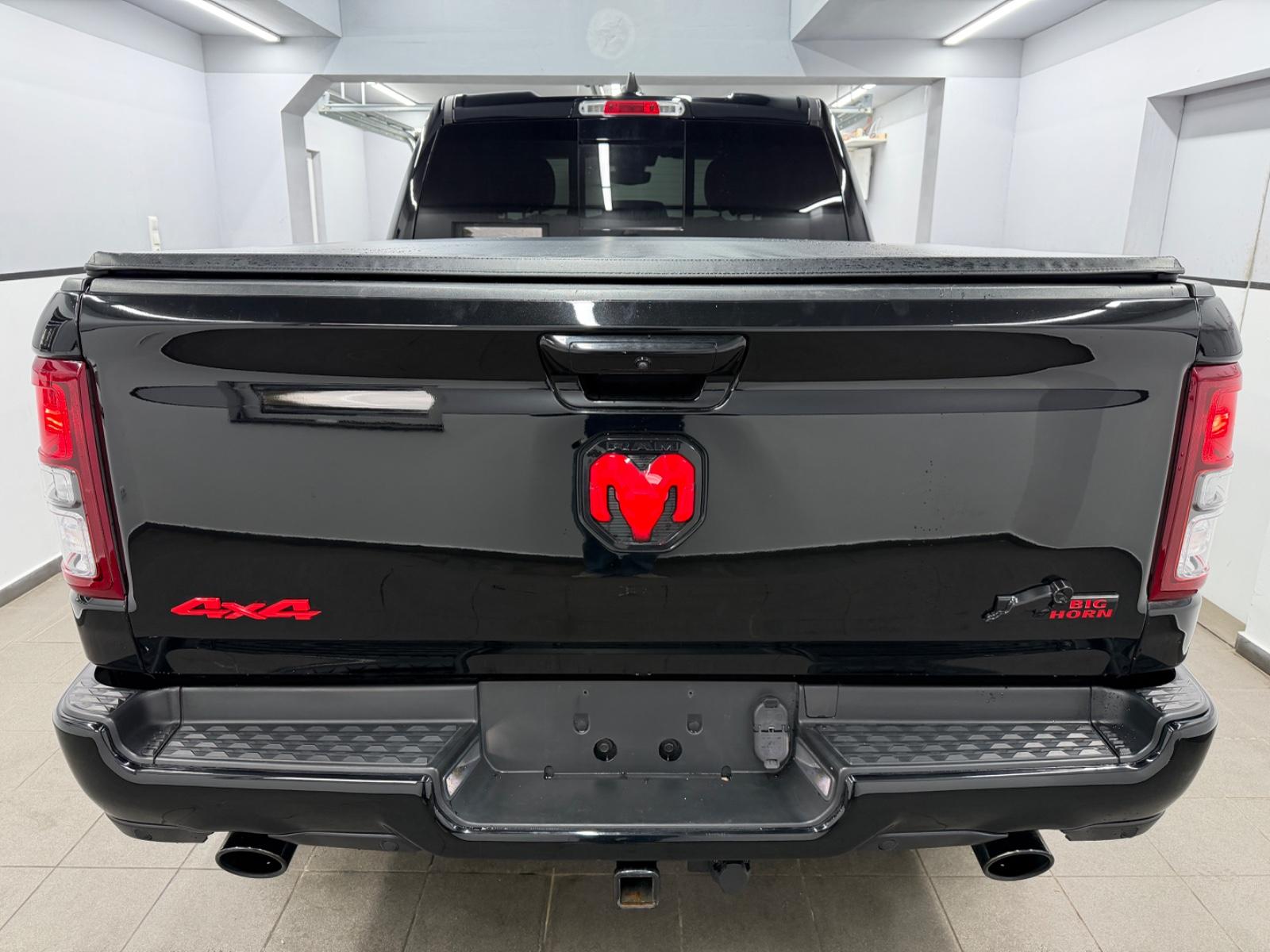 Dodge Ram 1500 5.7 V8 4X4 BigH QuadC*Lv2*Night Edition, миниатюра 7