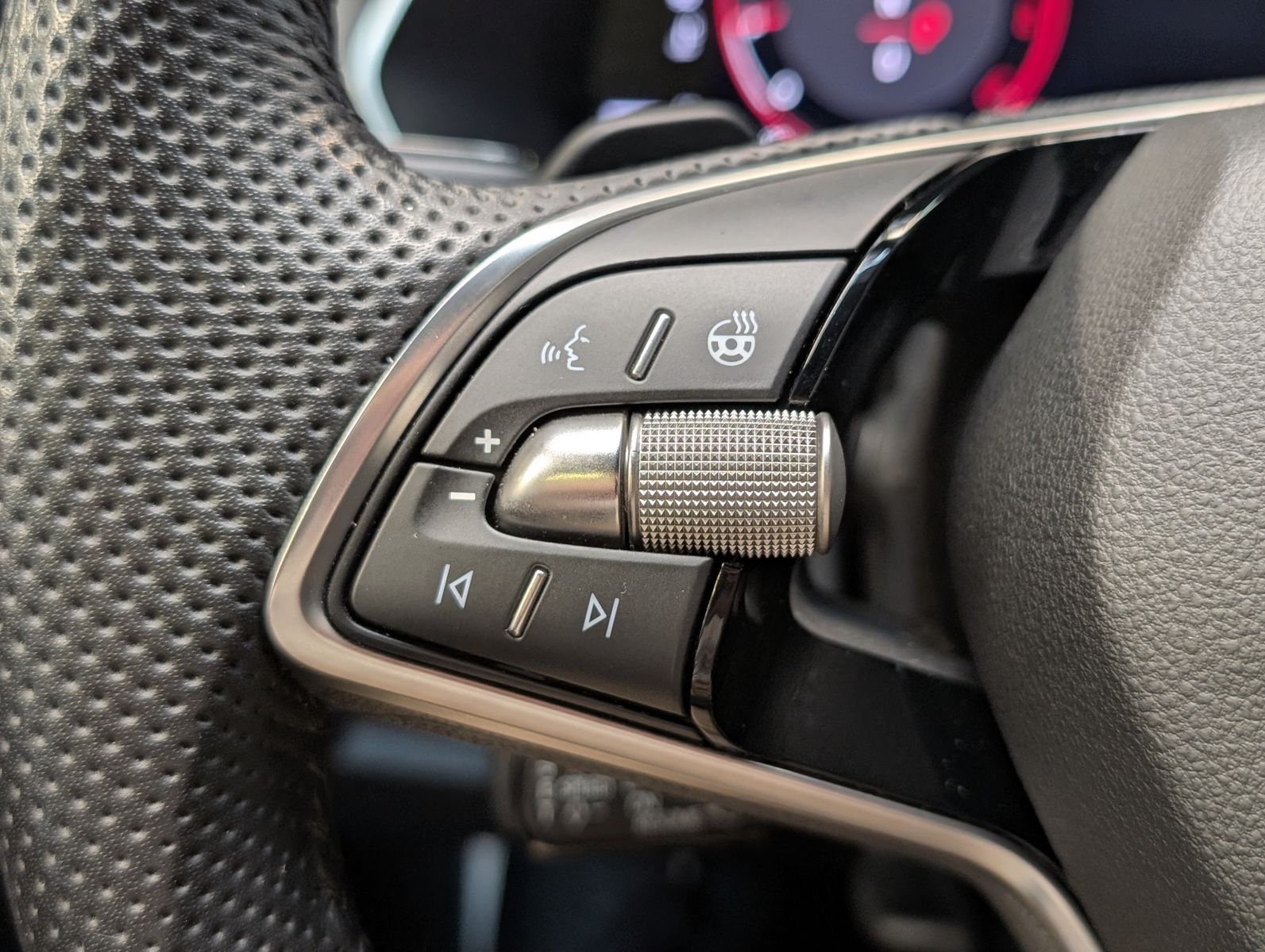 Fahrzeugabbildung SKODA Octavia 2.0 TDI Sportline Matrix Canton Pano ACC