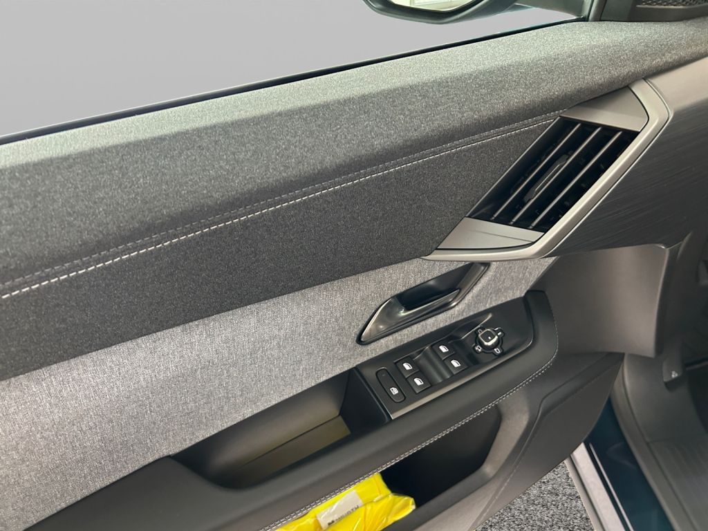 Fahrzeugabbildung Opel Grandland 1.2 DI Hybrid 48 V Automatik Edition