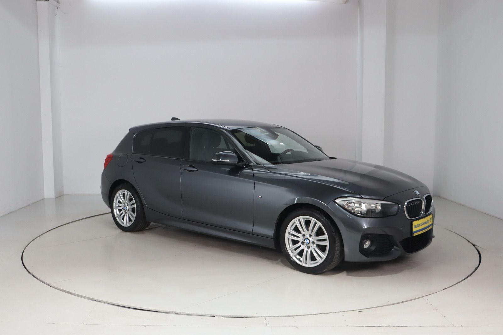 Fahrzeugabbildung BMW 118 i M Sport Paket 1. Hand
