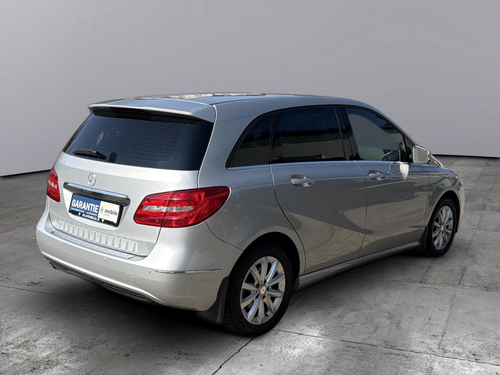 Fahrzeugabbildung Mercedes-Benz B 180 im Kundenauftr./ Top gepflegt