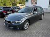 BMW 320D Touring xDrive Leder Panorama Tempomat - BMW 320 Gebrauchtwagen in Saarbrücken