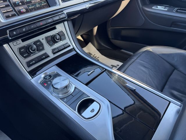 Jaguar XF  Sportbrake 2.2 Diesel