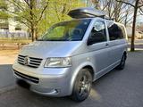 Volkswagen T5 caravelle 2.5 tdi 7 sitze - Volkswagen T5 Caravelle in Frankfurt (Main)