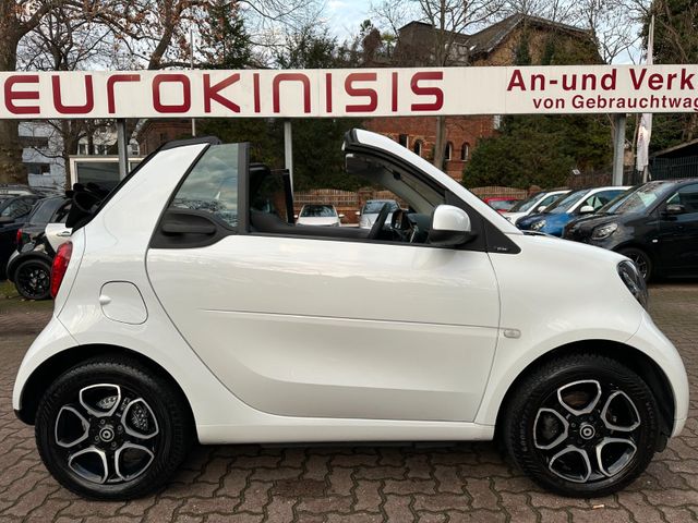 Smart fortwo cabrio 66kW DCT prime*LEDER*NAVI*JBL*PTS