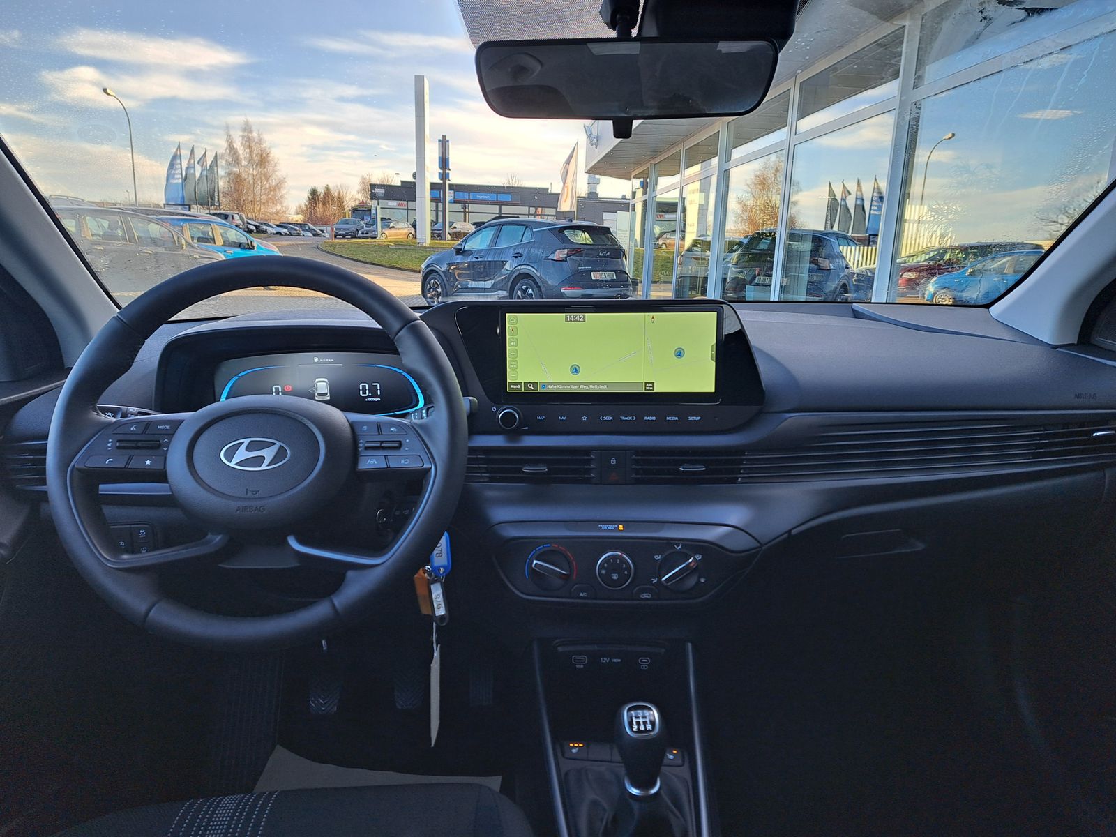 Fahrzeugabbildung Hyundai i20 1.2 NAVI ALU WINTERPAKET KAMERA KLIMA