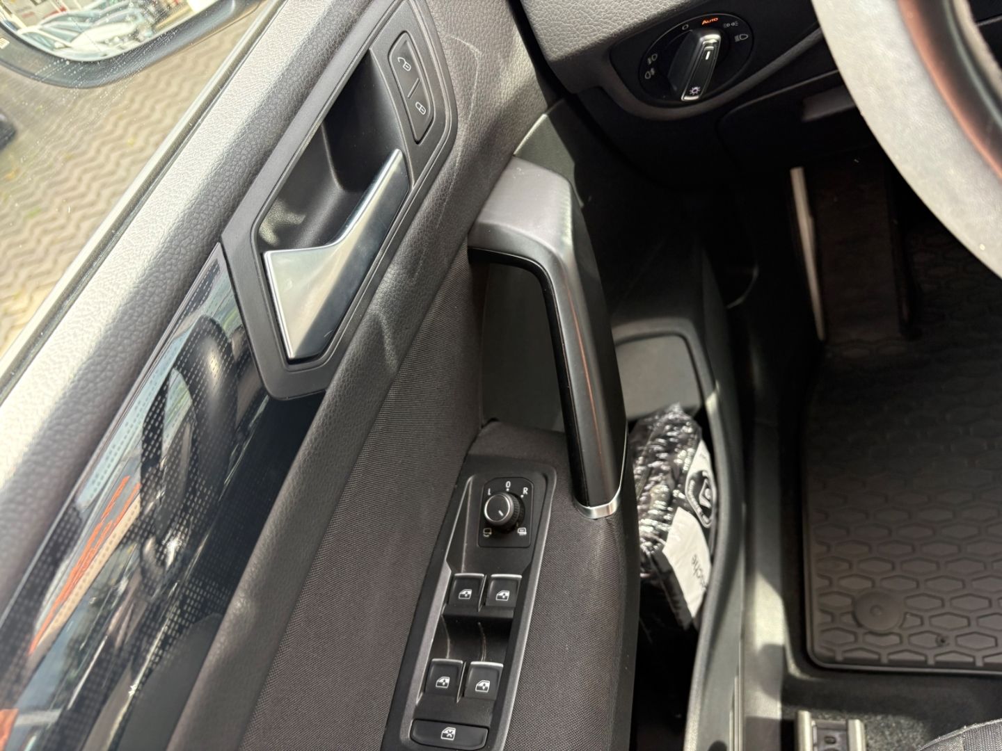 Fahrzeugabbildung Volkswagen Touran 1.6 TDI Comfortline BMT Start-Stopp