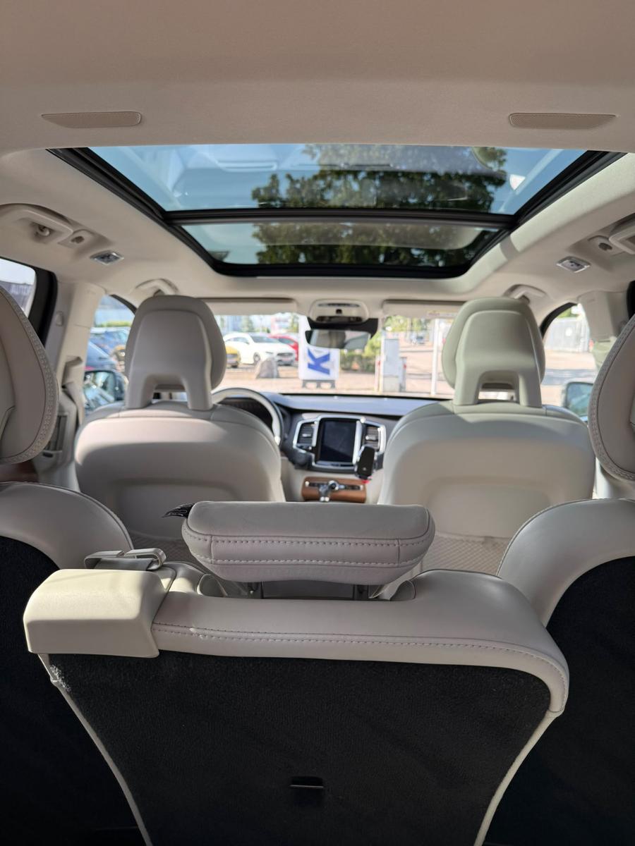 Volvo XC90 2.0 D Inscription AWD*Navi*LED*Head-Up*
