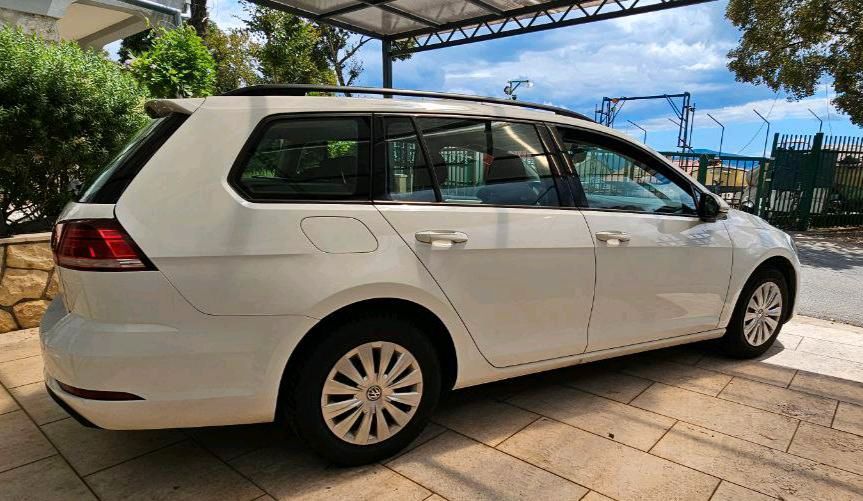 Image of Volkswagen Golf