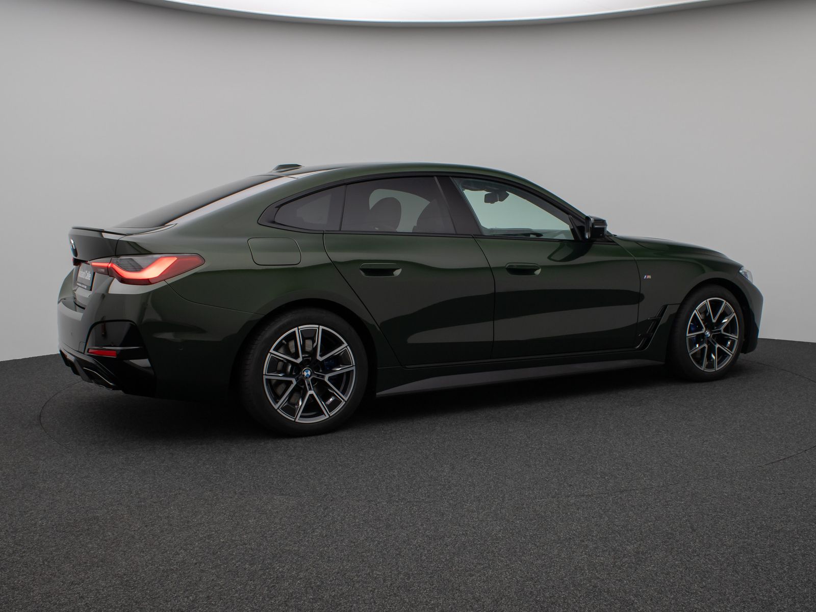 Fahrzeugabbildung BMW M440i xD GC Glasdach Laser 360°HUD DAB HiFi ACC
