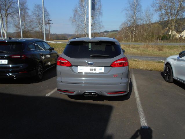 Ford Focus Turnier ST