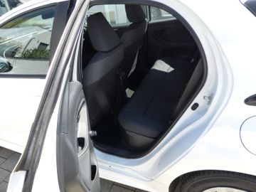Toyota Yaris - 11
