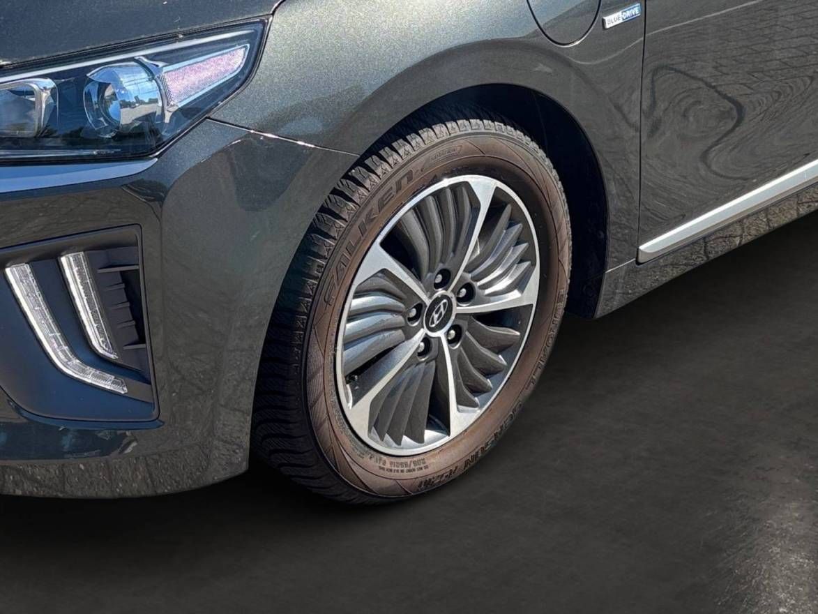 Fahrzeugabbildung Hyundai IONIQ Facelift PLUG IN Hybrid TREND-Paket