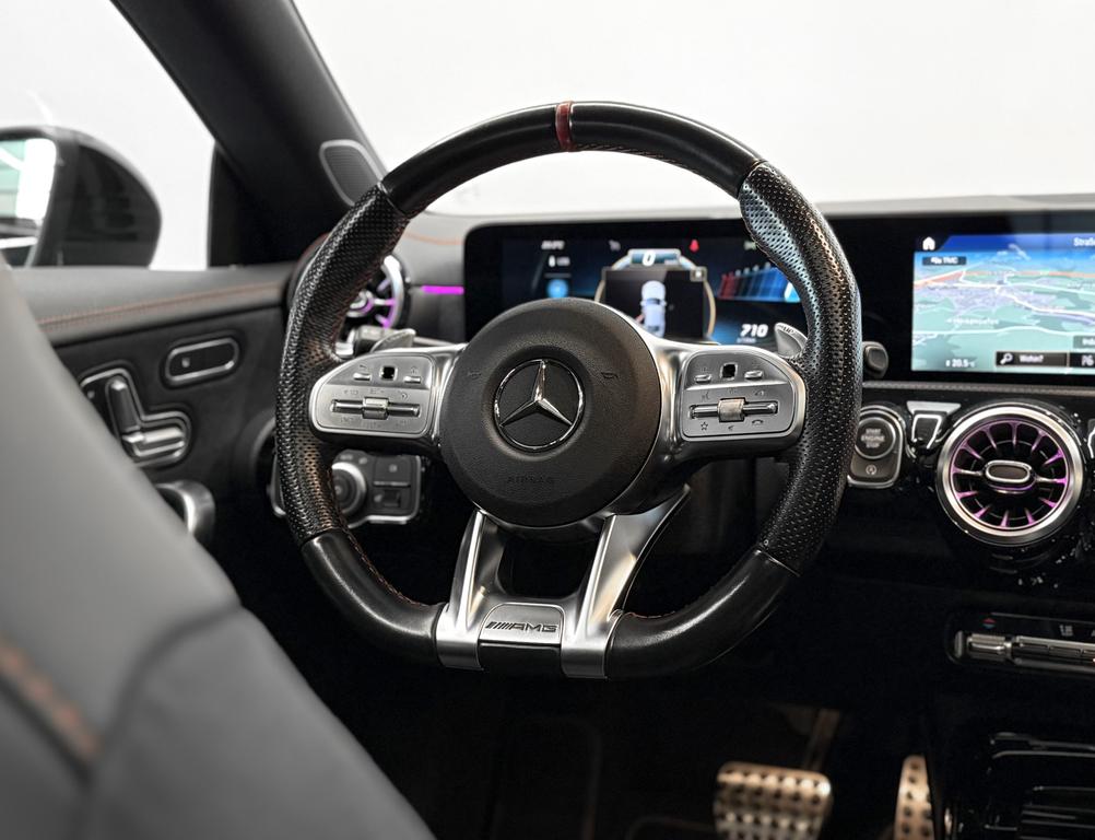 Mercedes-Benz CLA 35 AMG