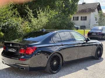 BMW 740 - 7