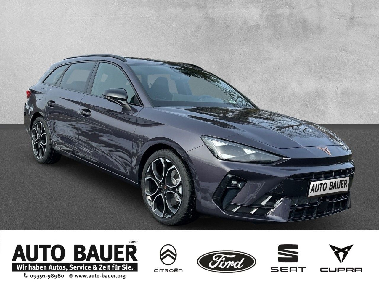 Fahrzeugabbildung CUPRA Leon Sportstourer 2.0 TSI 204 PS DSG 4Drive - mit KI generiert/bearbeitet