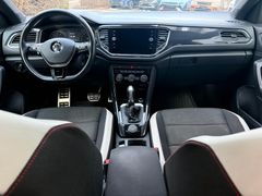 VW T-Roc Sport 4Motion/ DAB+/ NAVIGATION/ DCC/ LED VW T-Roc Sport 4Motion/ DAB+/ NAVIGATION/ DCC/ LED