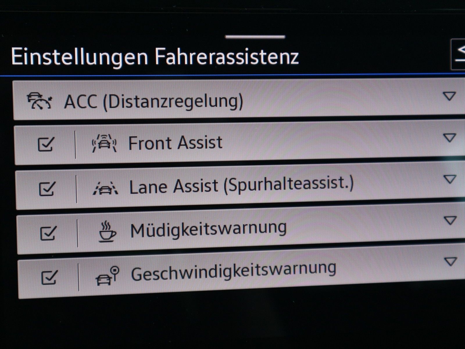 Volkswagen T-Cross - Bild 13