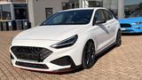 Hyundai i30 FASTBACK*N PERFORMANCE*FACELIFT*KAM*1.HD*F1* - Hyundai i30 mit Benzin-Antrieb: Sportwagen, Automatik