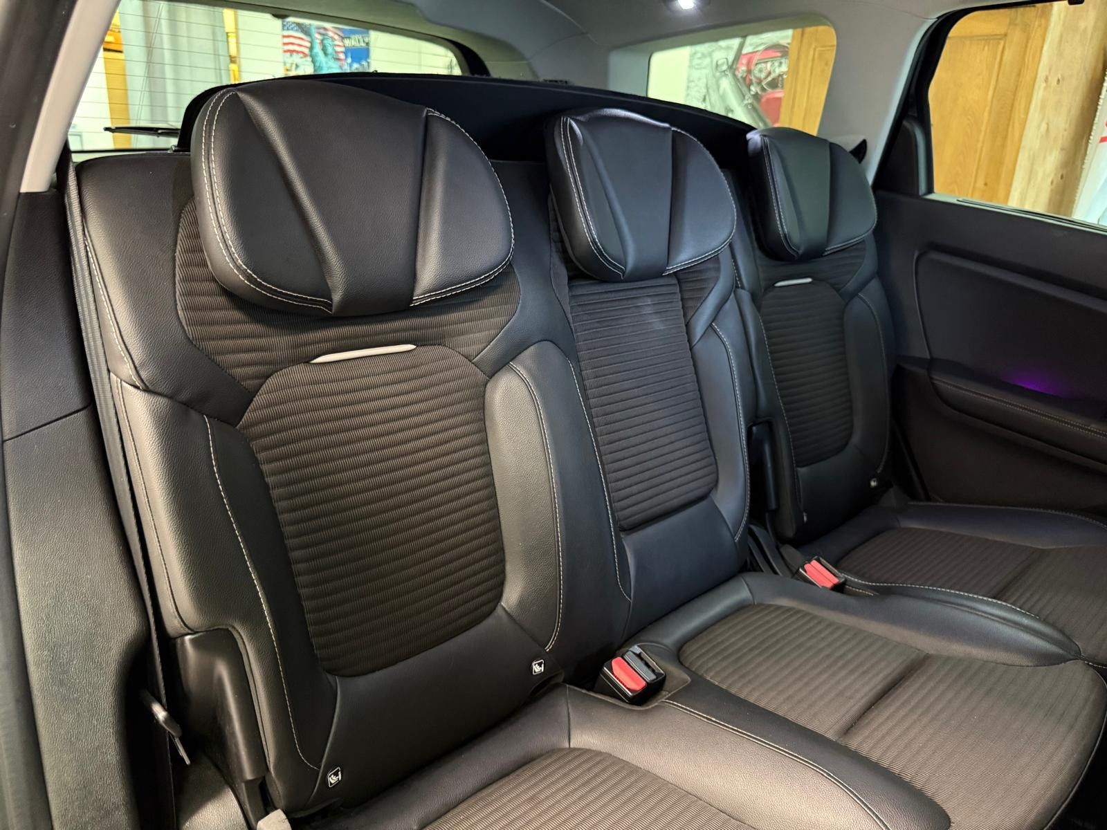 Fahrzeugabbildung Renault Scenic ENERGY dCi 160 EDC Bose Edition/ 7.SITZER