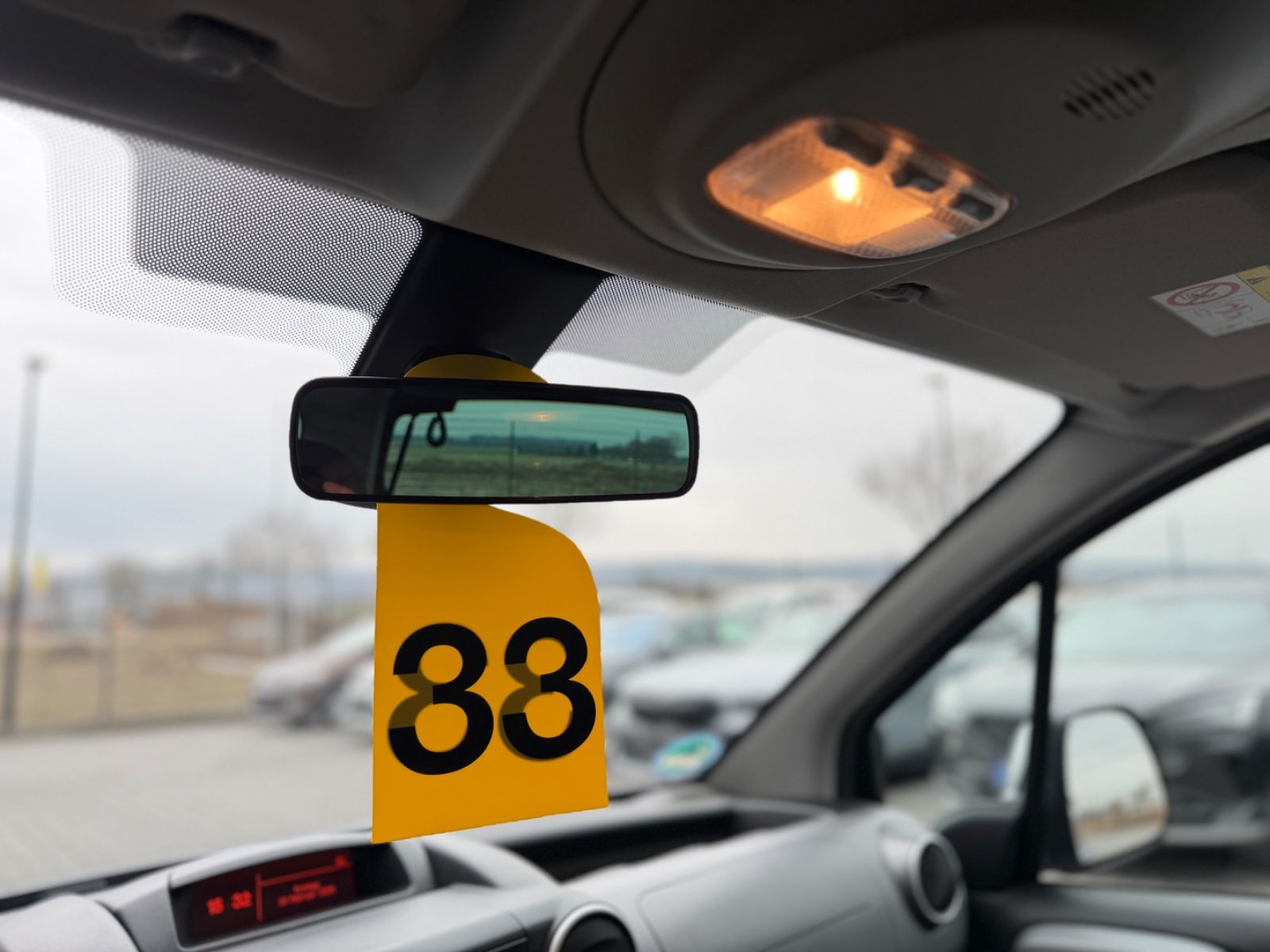 Berlingo Selection 1.6 Blue-HDI Autom.