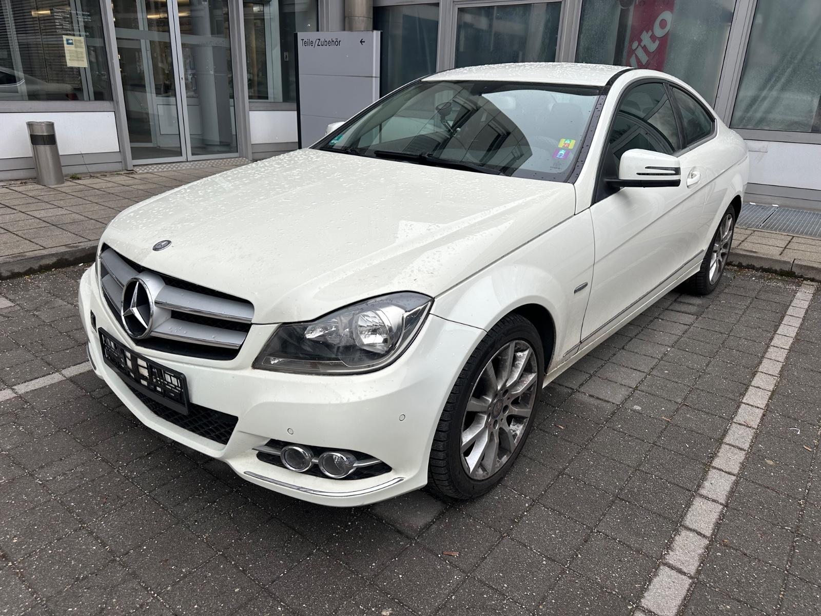 Mercedes-Benz C 250 C Coupe C 250 CGI BlueEfficiency