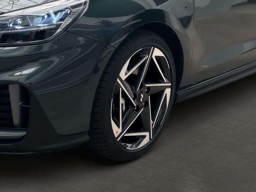 Fahrzeugabbildung Hyundai i30 Kombi 1.5 T-GDI 7-DCT N-Line