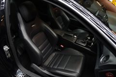 MERCEDES-BENZ C 63 AMG Coupe*H&K*PANO*LEDER*LED*MEMORY*DISTRON MERCEDES-BENZ C 63 AMG Coupe*H&K*PANO*LEDER*LED*MEMORY*DISTRON