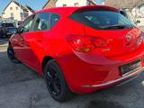 Opel Astra J Lim. 5-trg. Selection 1.61 - Opel Astra: 1.6