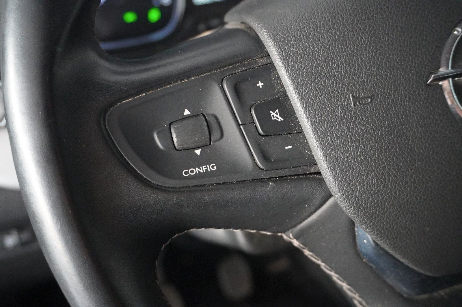 Fahrzeugabbildung Opel Zafira Life 2.0D EDITION "M" NAVI/KAMERA/HUD/AHK