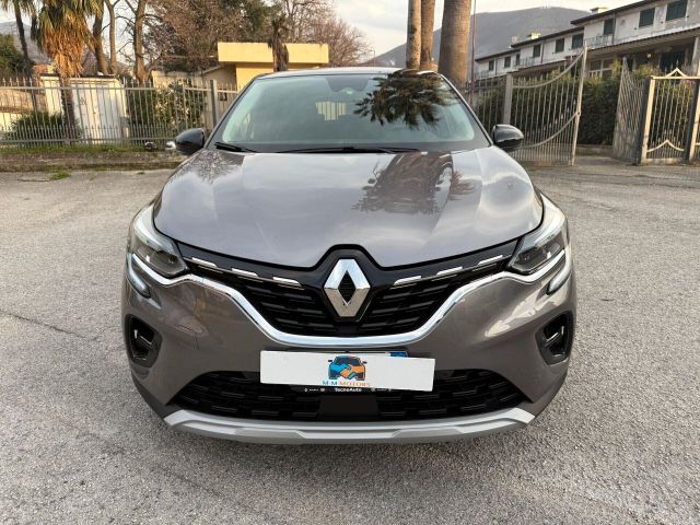 Renault Captur Hybrid E-Tech 145