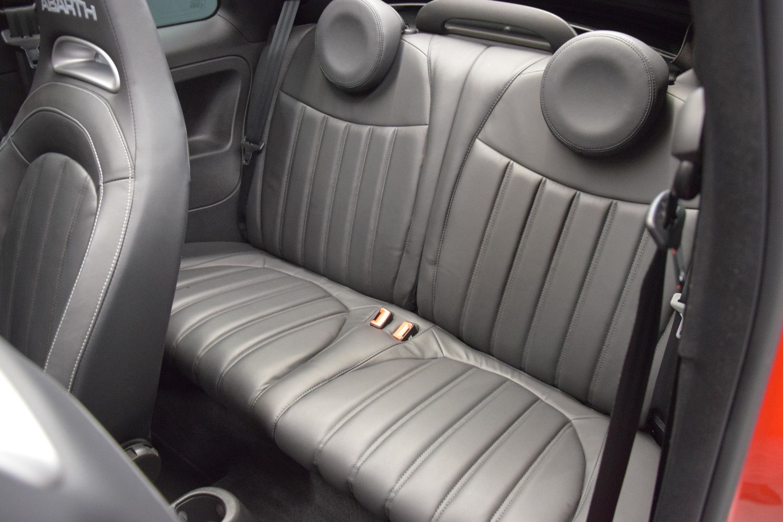 Fahrzeugabbildung Abarth 595 C Turismo Facelift Leder beats PDC UConnect