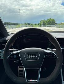 2025 AUDI RS6 — миниатюра 21