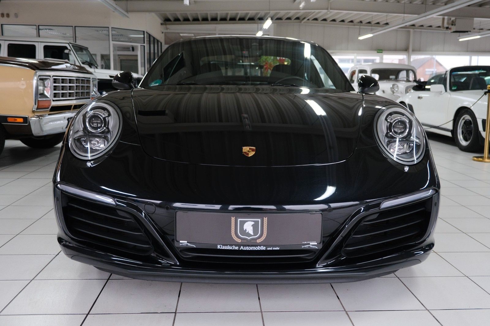 Fahrzeugabbildung Porsche 911 PDK/Bose/Sportabgas/20 Zoll Spyder RS/Approv