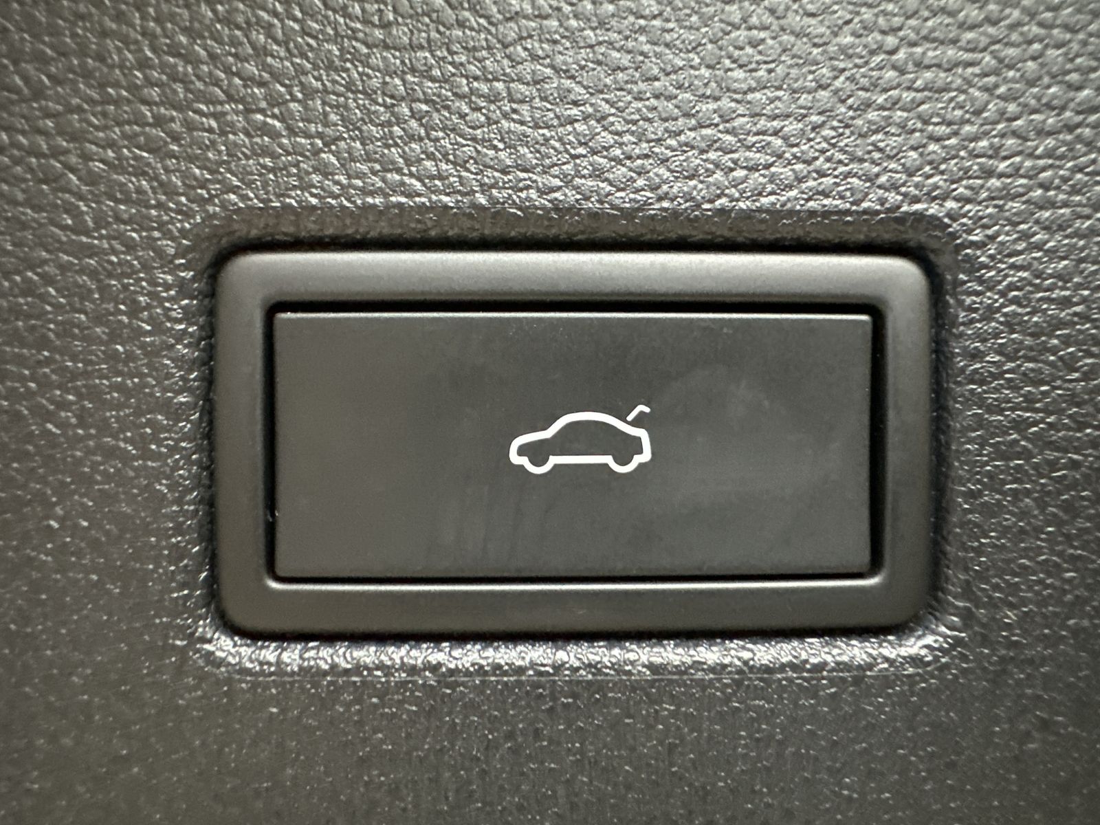 Fahrzeugabbildung Volkswagen T-Roc R-Line 4Motion NAV+IQ-LIGHT+AHK+PANO+KAM