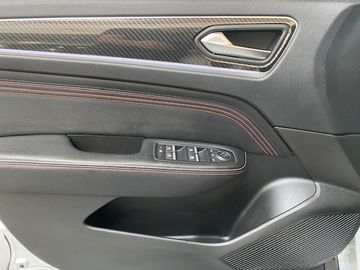 Renault Arkana TCe 140 EDC