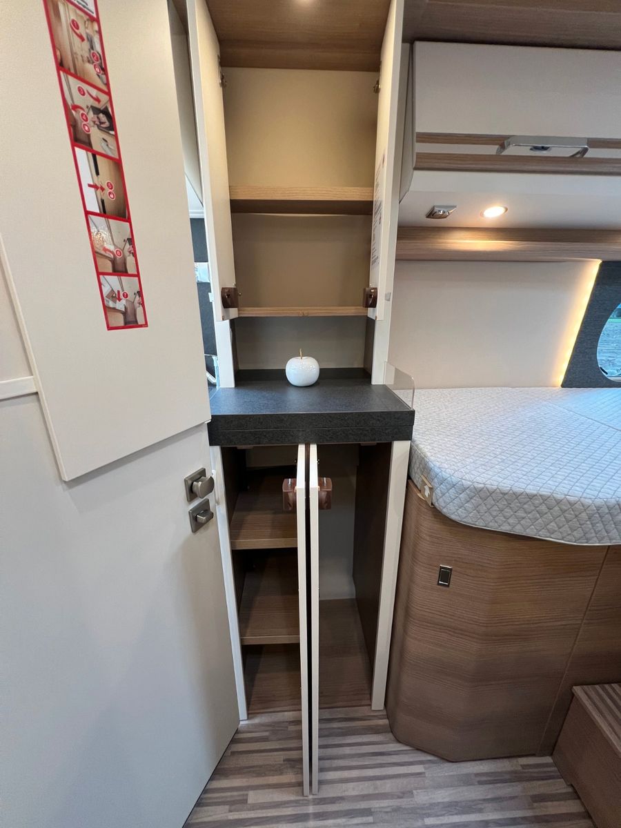 Fahrzeugabbildung Malibu Van first class - two rooms GT skyview 640 LE RB