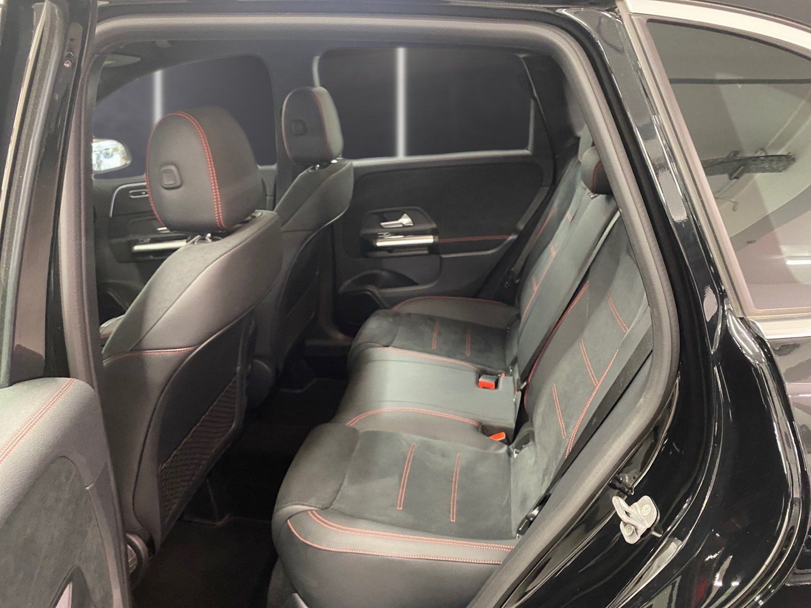 Fahrzeugabbildung Mercedes-Benz B 200 AMG*Totwinkel*LED*Kamera*CarPlay*EasyPack*