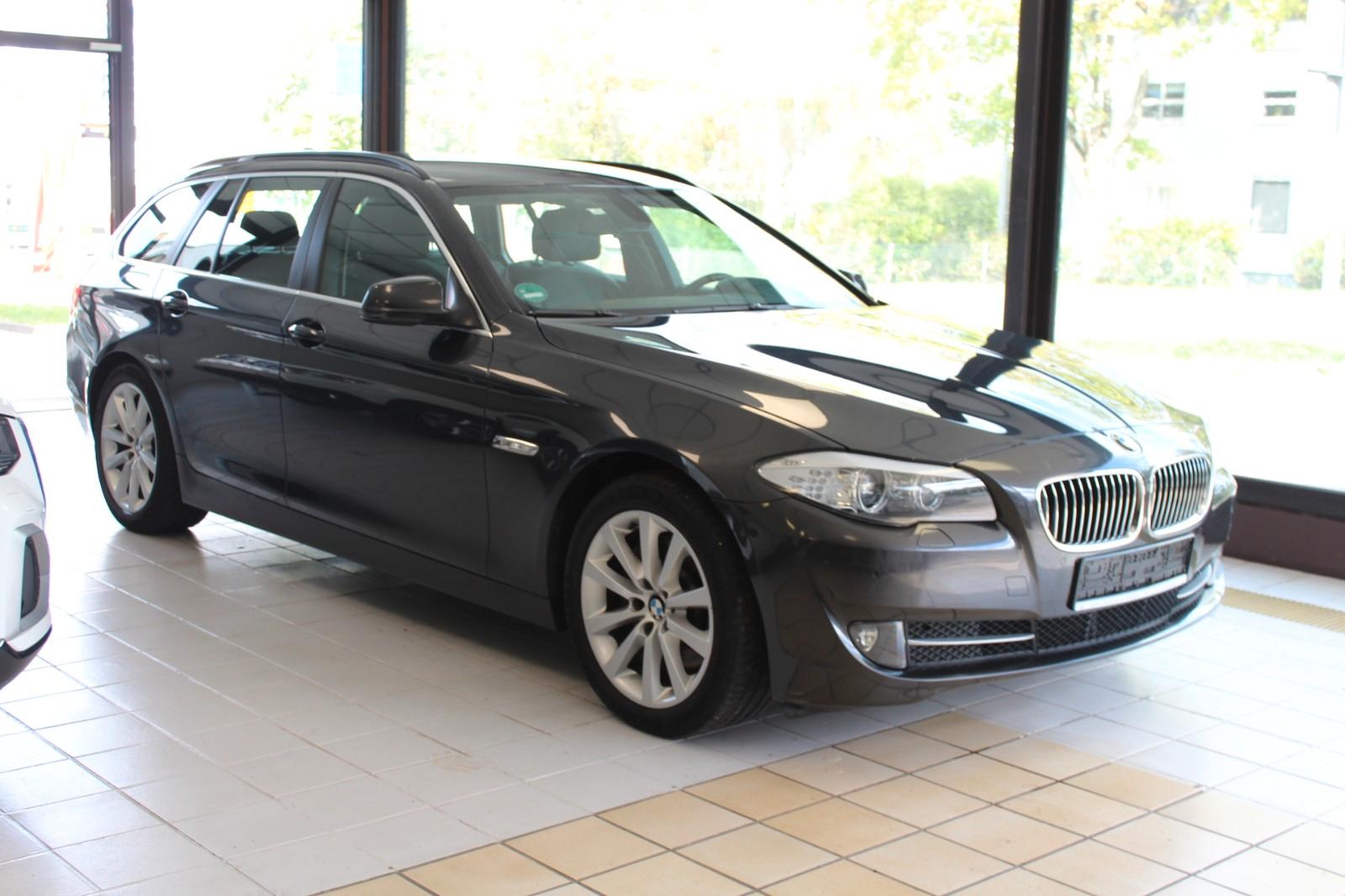 BMW 530 d Touring 245 ch • Boîte auto • 1ère Main - Cuir Dakota • Attelage • Bi-Xénon