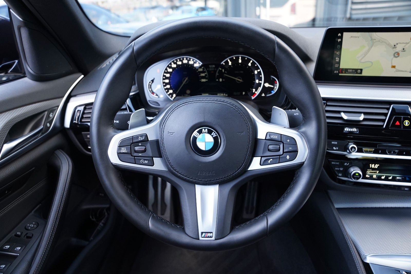 BMW 540 i M Sport Navi Prof-LED-360-Komf Sitz- HiFi foto 18
