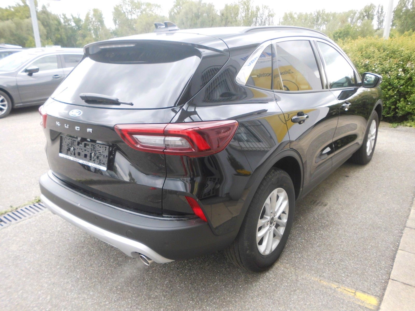 Ford Kuga 1.5 EcoBoost Titanium Automatik imagem 3